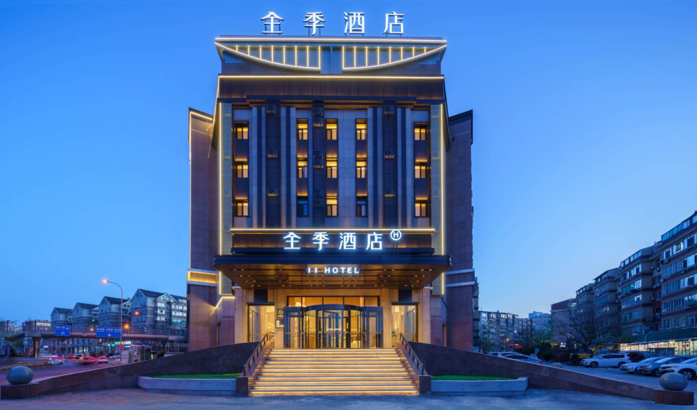商务大床房（手机投屏+圆桌+书桌+小冰箱）